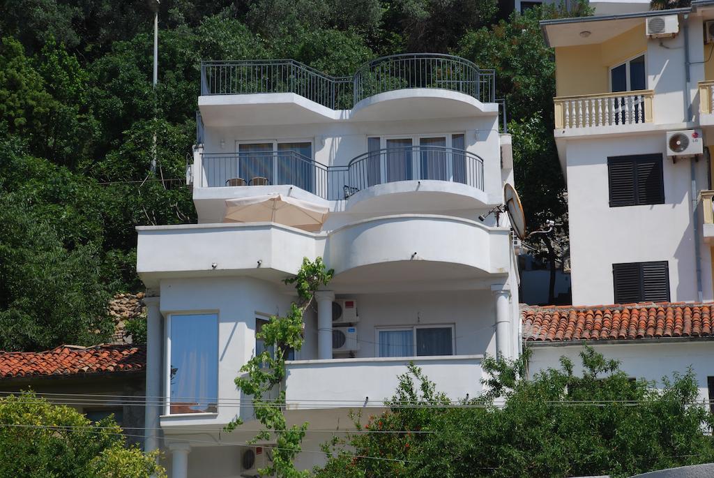Apartments Ismy Ulcinj Eksteriør billede