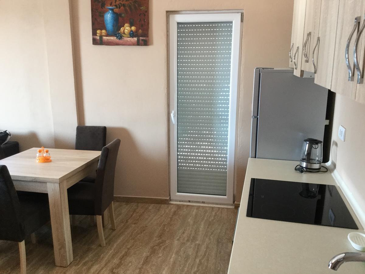 Apartments Ismy Ulcinj Eksteriør billede